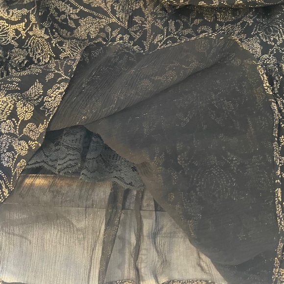 Elie Tahari Coraline Metallic Silk Blouse ($365)  M-L - Picture 14 of 16